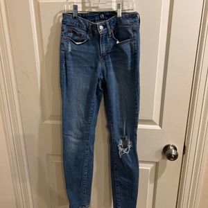 Gap jeans EUC. 526